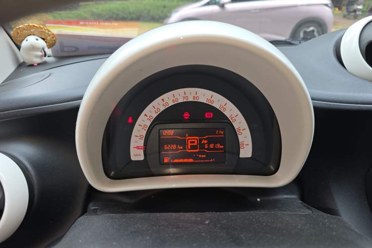 Used smart fortwo 2018 1.0L 52kW Hardtop Dynamic Version China V