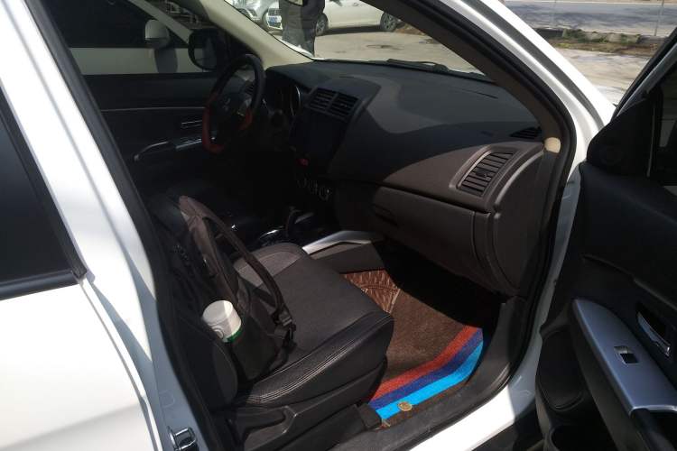 Used Mitsubishi ASX 2018 2.0L CVT Two-Wheel Drive Deluxe Edition