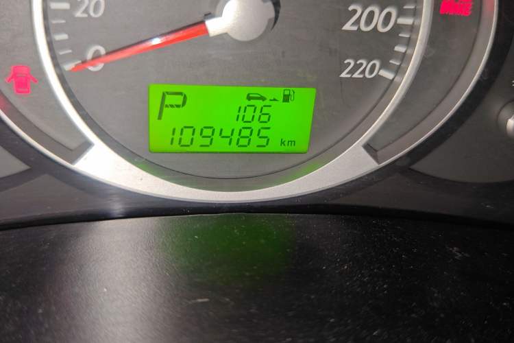 Used Hyundai Tucson 2009 2.0L Automatic Two-Wheel Drive with Sunroof