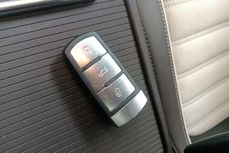 Used Volkswagen FAW-Volkswagen CC 2013 3.0 FSI V6