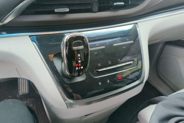 Used Buick GL8 2023 Land Executive Class Smart Enjoyment Model Gear Lever