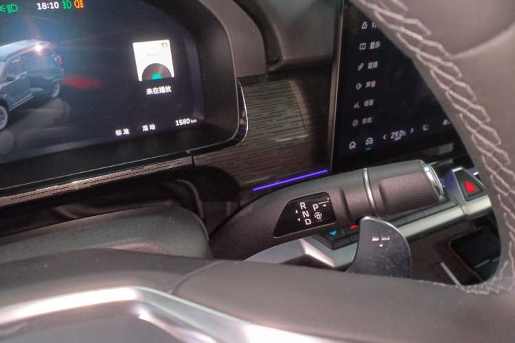 Used Tank 400 New Energy 2026 Model—Hi4-T Smart Enjoyment Version Gear Lever