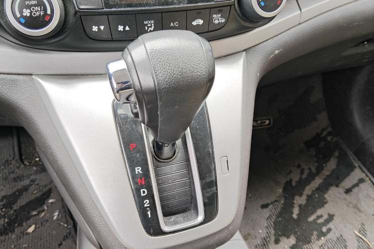 Used Honda CR-V 2013 2.4L four-wheel drive luxury version