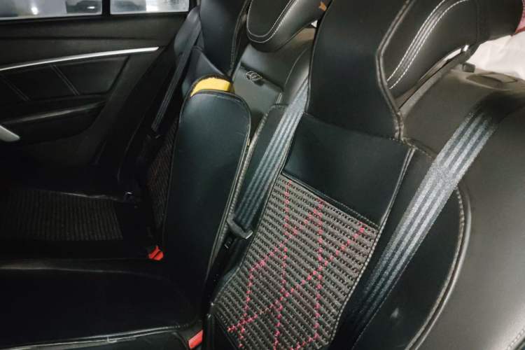 Used Geely Auto Emgrand 2016 Sedan 1.5L Manual Upward Edition