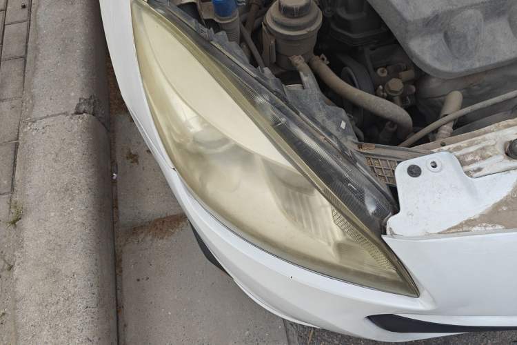 Used CHANGAN Alsvin V5 2012 1.5L Manual Dream Edition Right Front Headlight