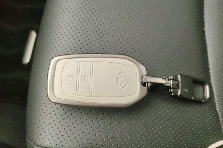 Used Toyota Corolla Cross 2024 2.0L Elite Edition
