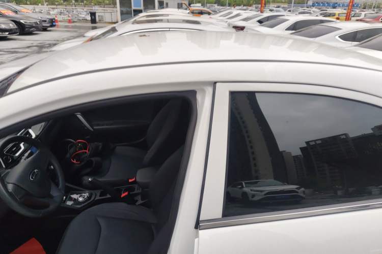 Used JAC Group iEVA50 2021 Battery-Swap Comfort Version Roof