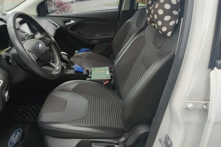 Used Ford Focus 2018 Hatchback Classic 1.6L Automatic Trendy SmartDrive Edition