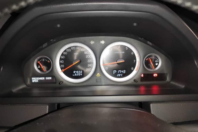 Used Volvo XC Classic 2014 T5 Luxury Edition
