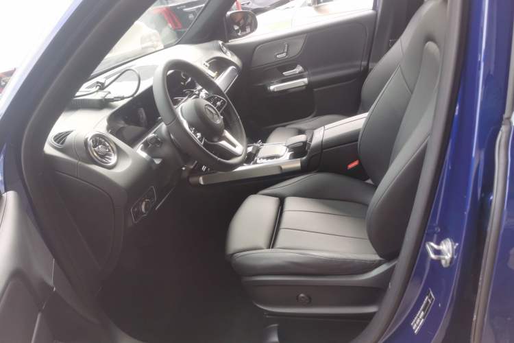 Used Mercedes-Benz GLB 2020 GLB 200 Stylish Edition
