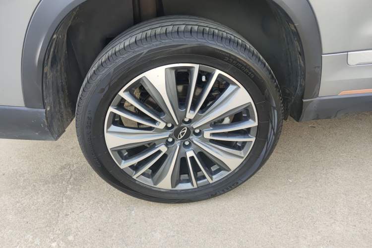 Used Chery Tiggo 8 PRO 2024 Champion Edition 390T Two-Wheel Drive Peak Version 7 Seats
