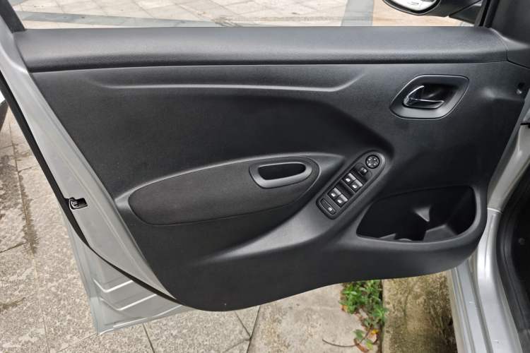 Used Citroen Elysee 2014 1.6L Manual Fashion Edition