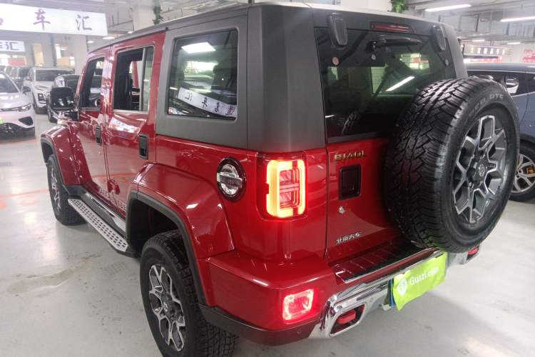 Used BAIC Off-Road BJ40 2018 PLUS 2.3T Automatic Four-Wheel Drive Flagship Version China V Emission Standard Exterior 3