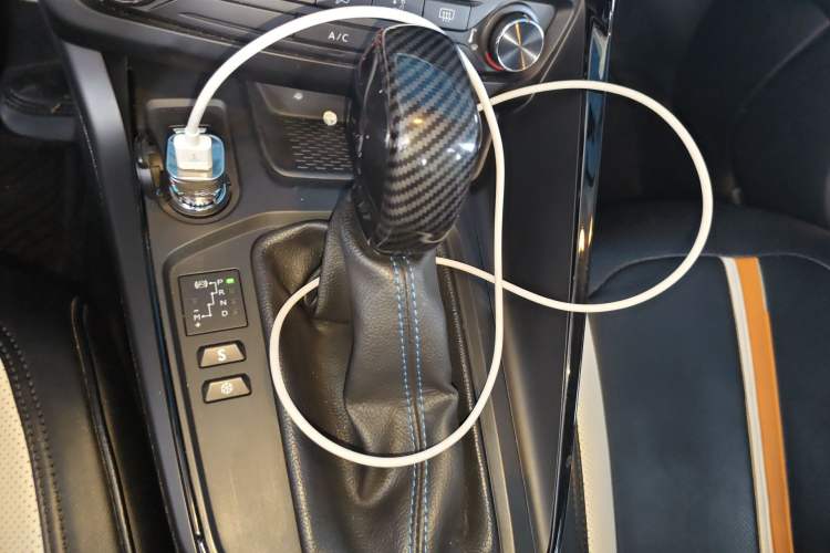 Used Peugeot 308 2016 1.6L Automatic Fashion Edition Gear Lever