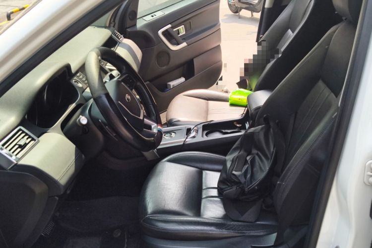 Used Land Rover Discovery Sport 2018 240 PS SE Version Left Front Seat