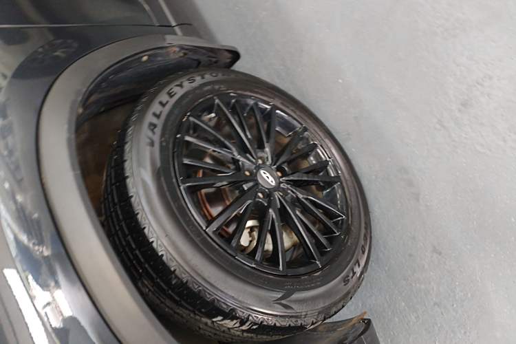 Used Chery Tiggo 8 PLUS 2021 290TGDI DCT Haoting Edition Left Front Wheel Hub