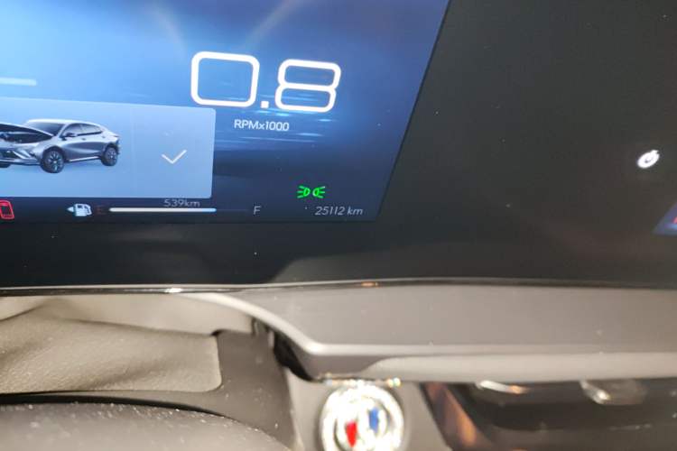 Used Buick Envista 2022 1.5T GS Fuel-Efficient Version Odometer Close Up