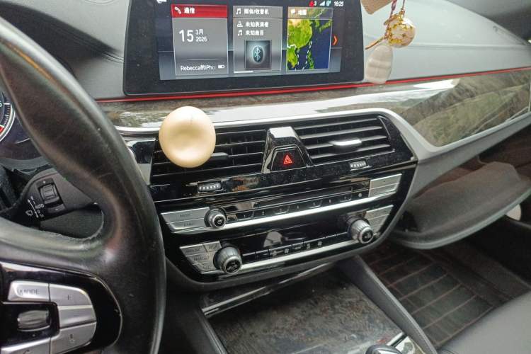 Used BMW 5 Series 2018 525Li M Sport Package