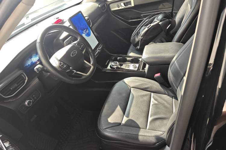 Used Ford Explorer 2020 EcoBoost 285 4x4 Titanium Edition 6 Seats