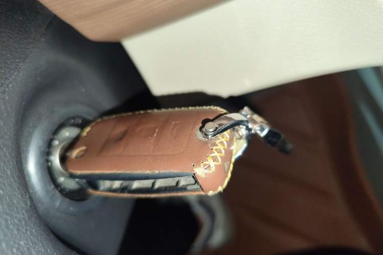 Used FORTHING Lingzhi 2019 M5L 1.6L 7-Seater Exclusive Model China VI Standard Vehicle Key