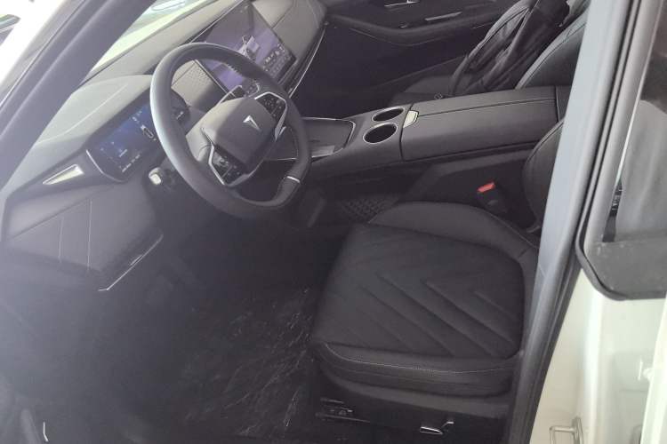 Used Deepal SL03 2025 Revised Version Range-Extended Elite Edition
