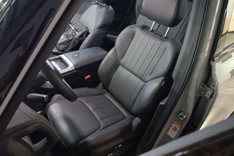 Used Deepal G318 2024 Four-Wheel-Drive Air Suspension Model
