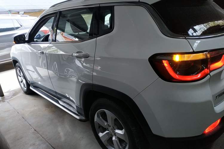 Used Jeep Compass 2017 200T Automatic Family Edition