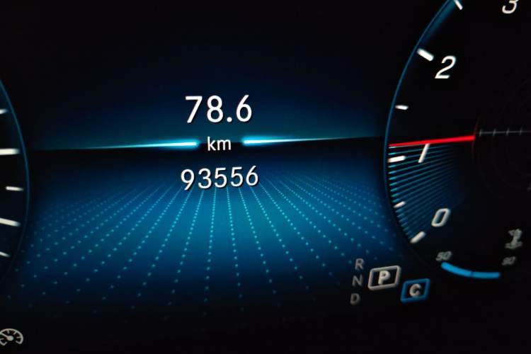 Used Mercedes-Benz C-Class 2020 Updated C 200 L Fashion Edition Odometer Close Up