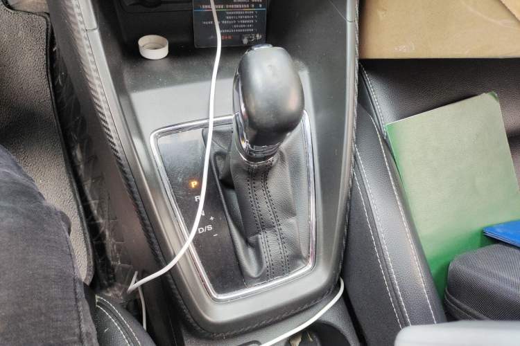 Used MG ZS 2018 1.5L Automatic Luxury Edition China V Standard Gear Lever