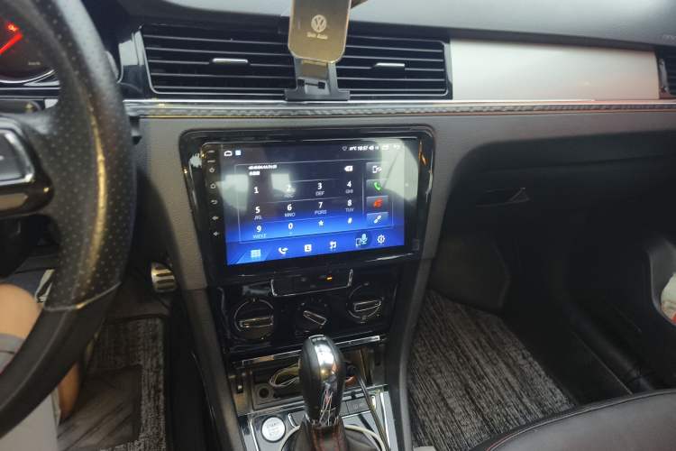 Used Volkswagen Bora 2014 1.4TSI Automatic Sportline