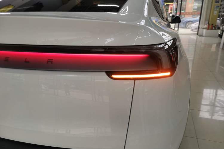 Used Tesla Model Y 2026 Rear-Drive Model