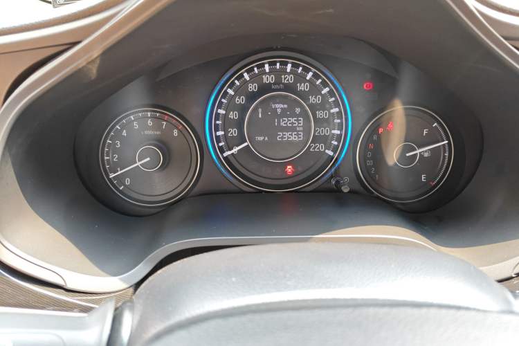 Used Honda Crider 2015 1.8L automatic luxury edition
