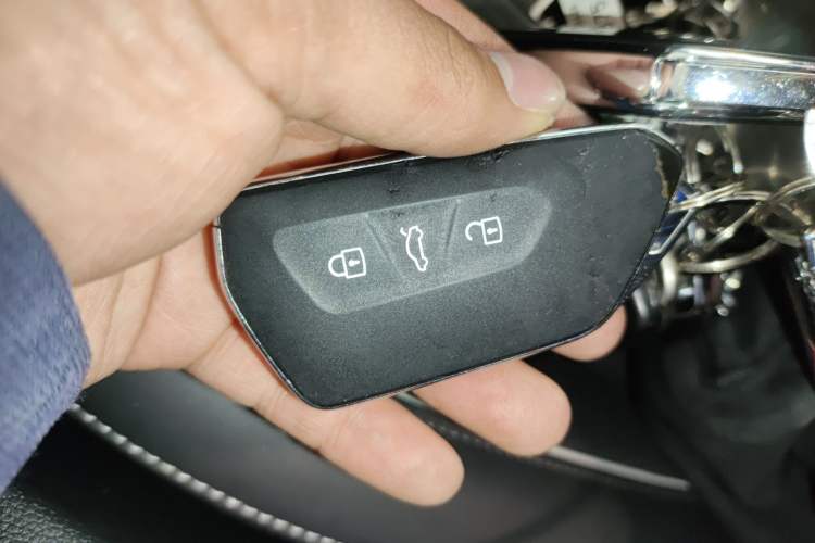 Used Volkswagen Magotan 2024 380TSI DSG Ultimate Edition Vehicle Key