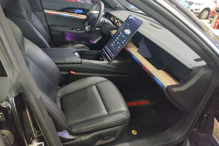 Used NETA S 2022 Extended-Range Version 1160 km Range Rear-Wheel Drive Mid-Grade