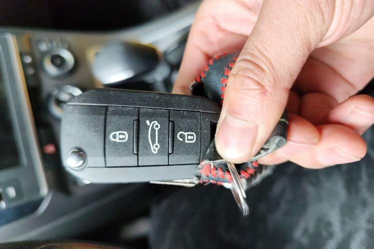 Used Citroen C4 Sega 2016 1.6L Automatic Luxury Model
