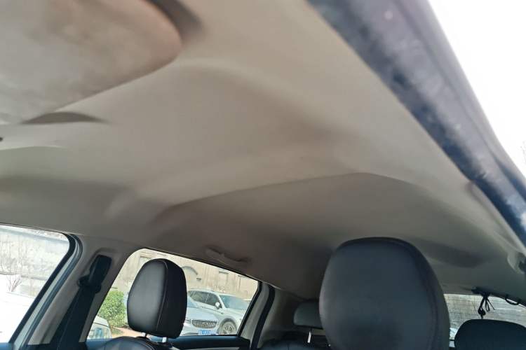 Used Citroen C3-XR 2015 1.6L Automatic Pioneer Model Headliner