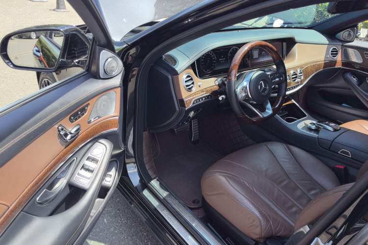 Used Mercedes-Benz S-Class 2014 S 320 L Business Model