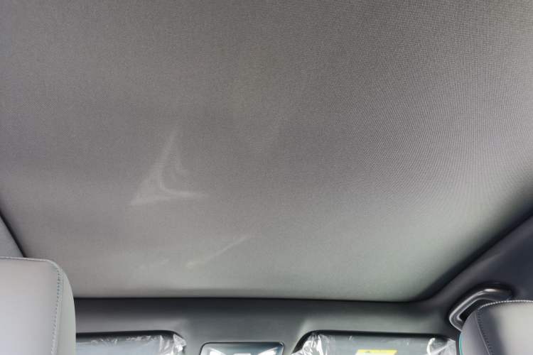 Used CHANGAN UNI-T 2023 2nd Generation 1.5T Luxury Version Headliner