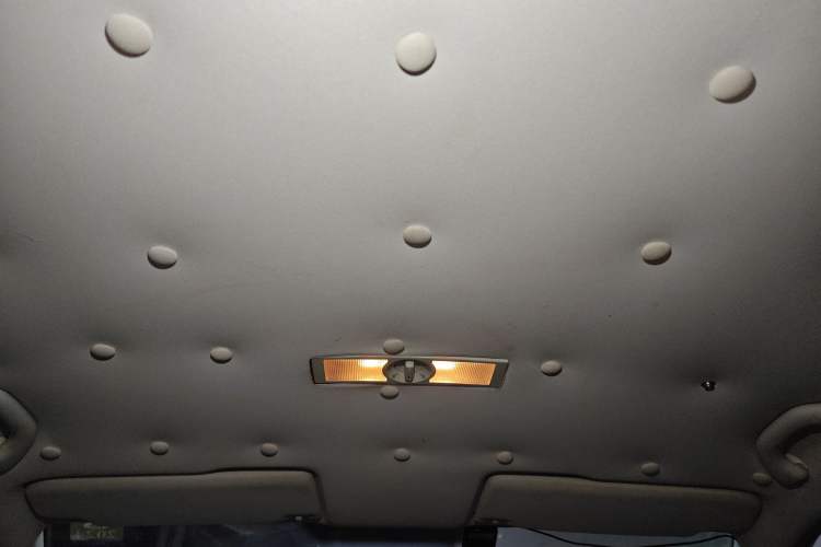 Used Volkswagen Lavida 2013 Revised Classic 1.6L Automatic Fashion Edition
