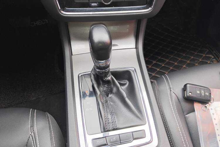 Used Roewe i6 2017 20T Automatic Internet Smart Edition Gear Lever