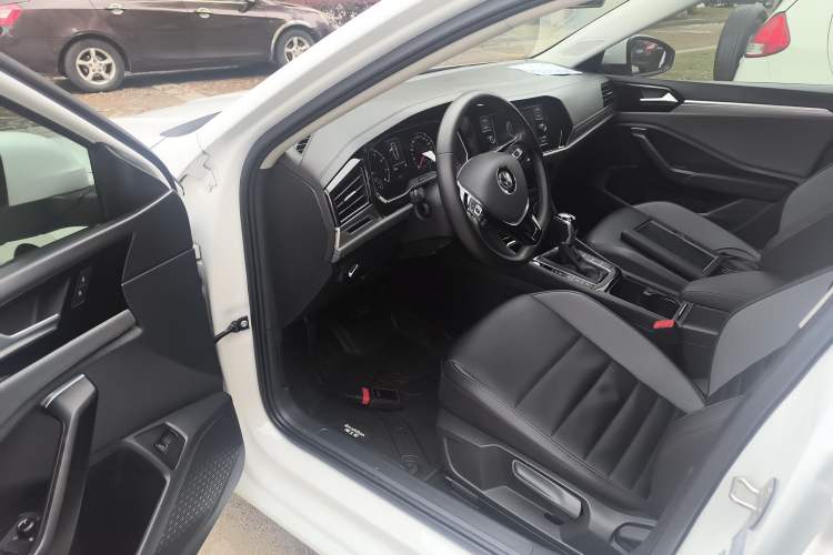 Used Volkswagen Sagitar 2020 280TSI DSG Comfort Version China VI Standard Driver Seat