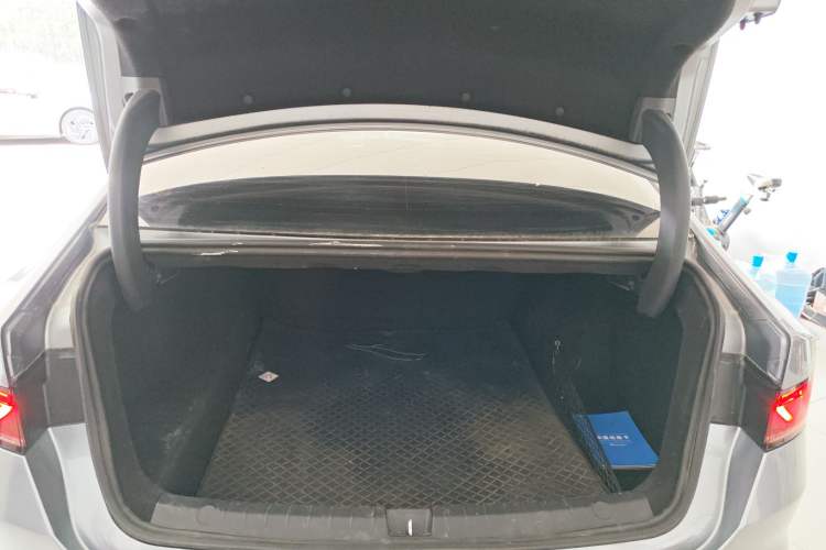 Used BYD Qin PLUS 2024 HONOR Edition DM-i 55KM Leading Model
