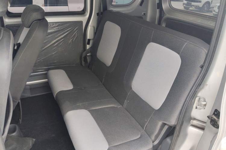 Used Wuling Zhiguang New Energy 2025 Model 305km Ambitious Edition
