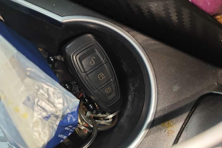 Used Ford Kuga 2015 2.0L GTDi Four-Wheel Drive Prestige Model