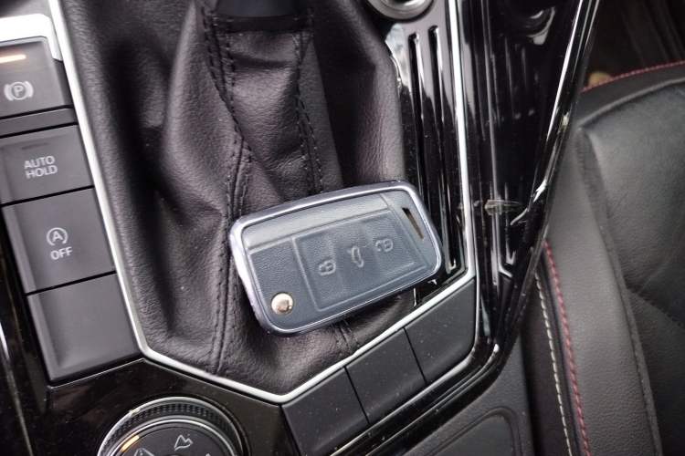 Used Volkswagen Tayron 2019 330TSI Four-Wheel Drive Luxury Version China V Standard Interior 1