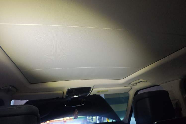 Used Land Rover Range 2018 3.0 SC V6 Vogue SE Long-Wheelbase Edition Headliner