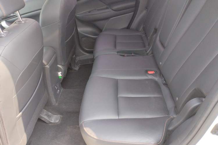 Used Mitsubishi Eclipse Cross 2019 1.5T CVT Two-Wheel Drive Dream Edition China VI Standard
