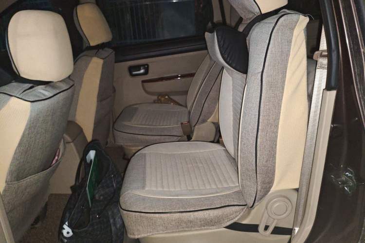 Used Dongfeng Fengon 330 2014 1.5L Manual Utility Version DK15
