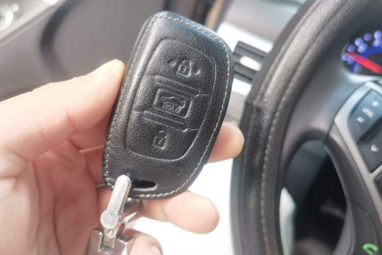 Used Hyundai Elantra (5th Generation / Langdong) 2016 1.6L Automatic Prestige Model
