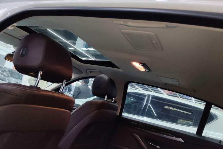 Used BMW 5 Series 2014 525Li Luxury Design Package